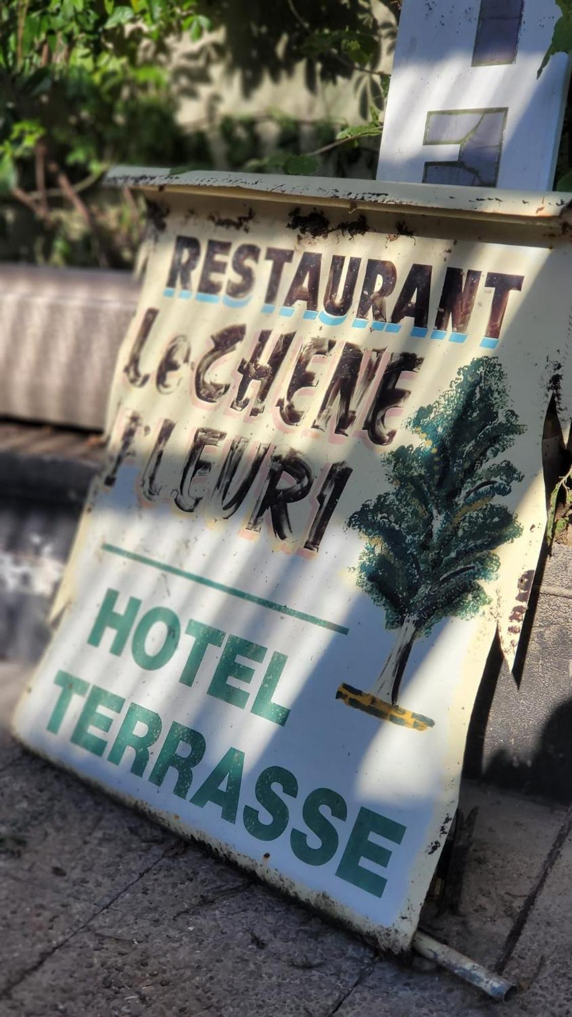 Le Chene Fleuri Bed & Breakfast Chartres Exterior photo